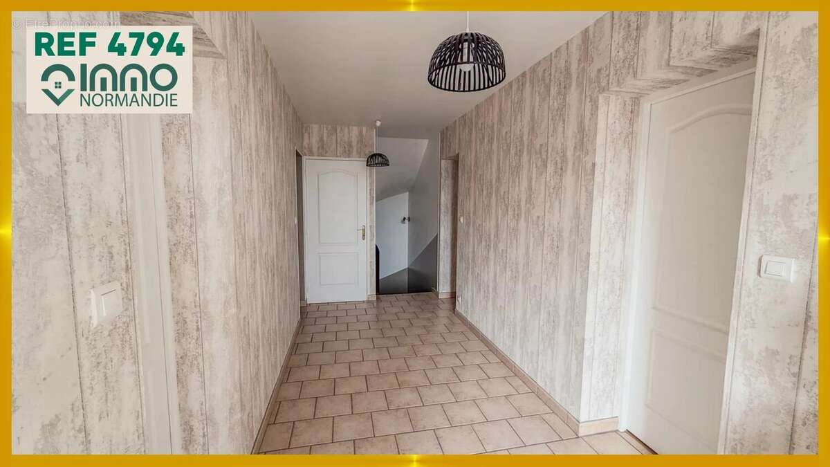 Maison à LE NEUBOURG