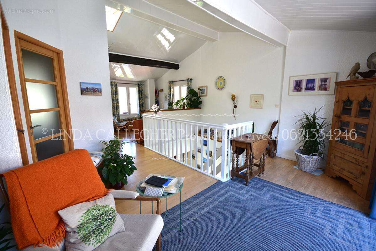 Maison Prades 137 m2, 3 chambres, terrasse, garage - photo 10