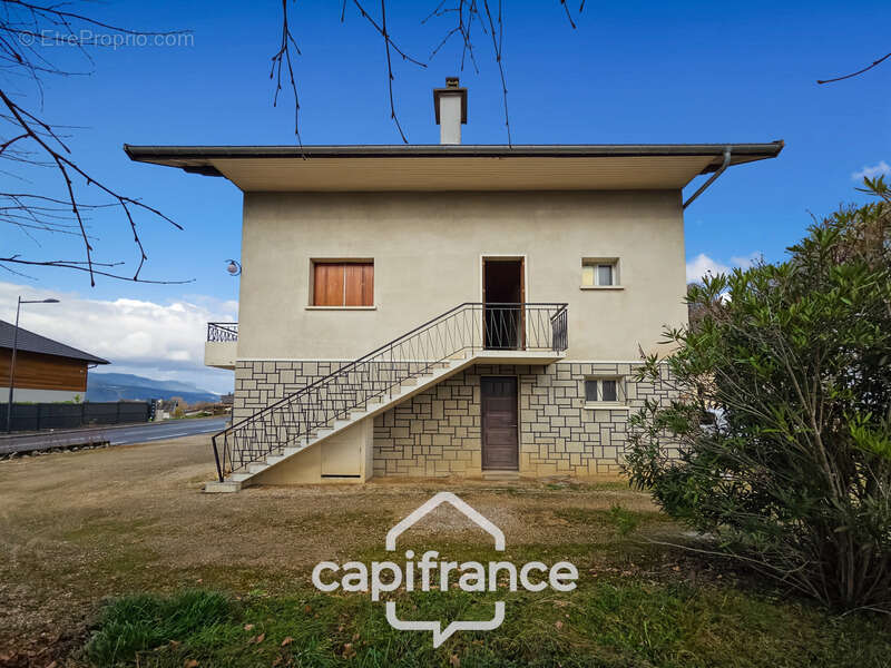 Maison à DRUMETTAZ-CLARAFOND