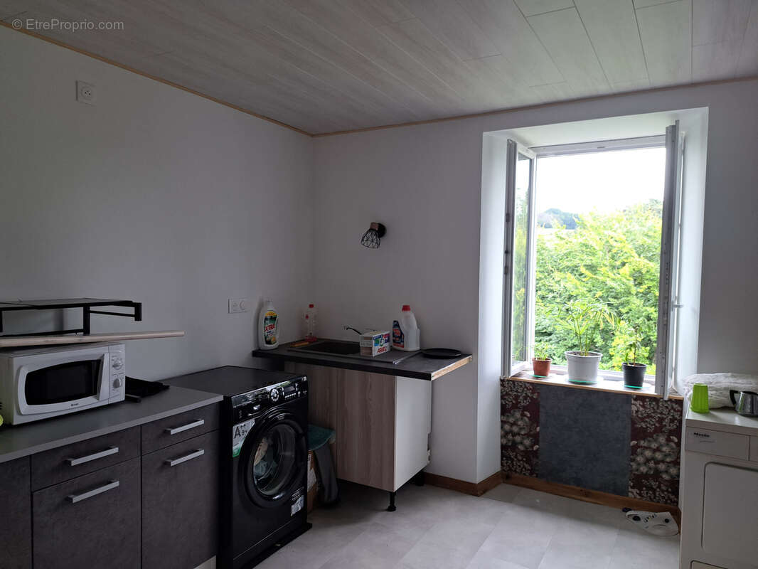 Appartement à MAZET-SAINT-VOY