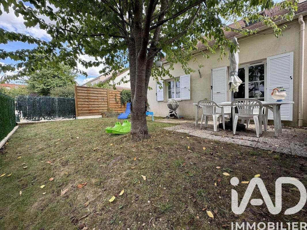 Photo 1 - Maison à GUIGNES