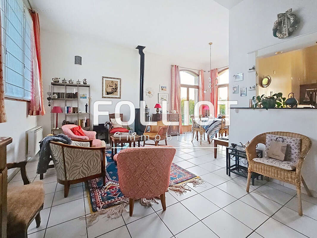 Maison à CONTEVILLE