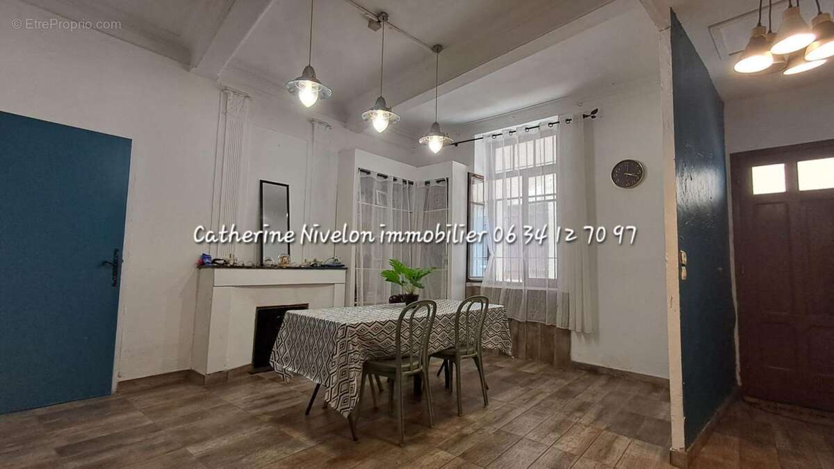 Maison à VILLENEUVE-LES-BEZIERS