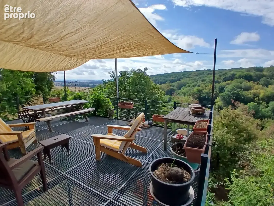 Vue panoramique depuis cette maison de caractère dans le bourg de Champallement, Bourgogne. - photo 41