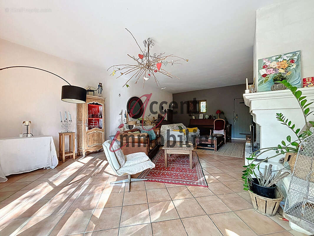 Maison à PLAN-D'ORGON