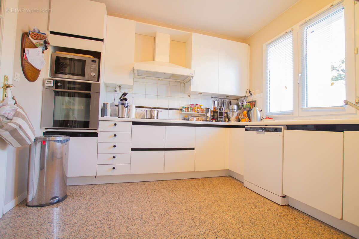 Maison à VILLENEUVE-LE-ROI