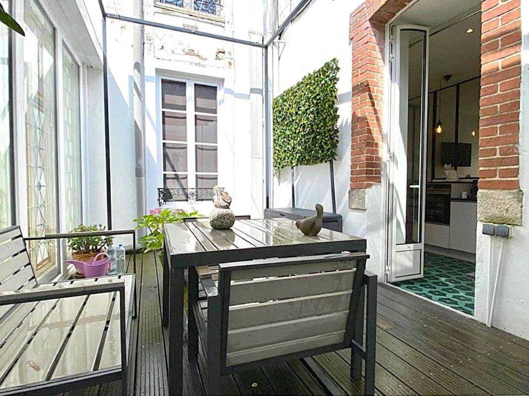61 m² au port de vannes - photo 3