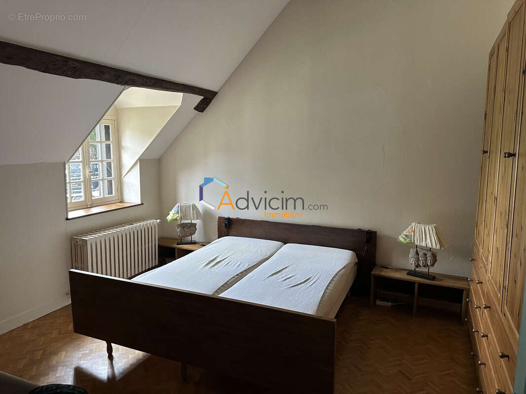 Maison 347 m² à Courtenay  - photo 9