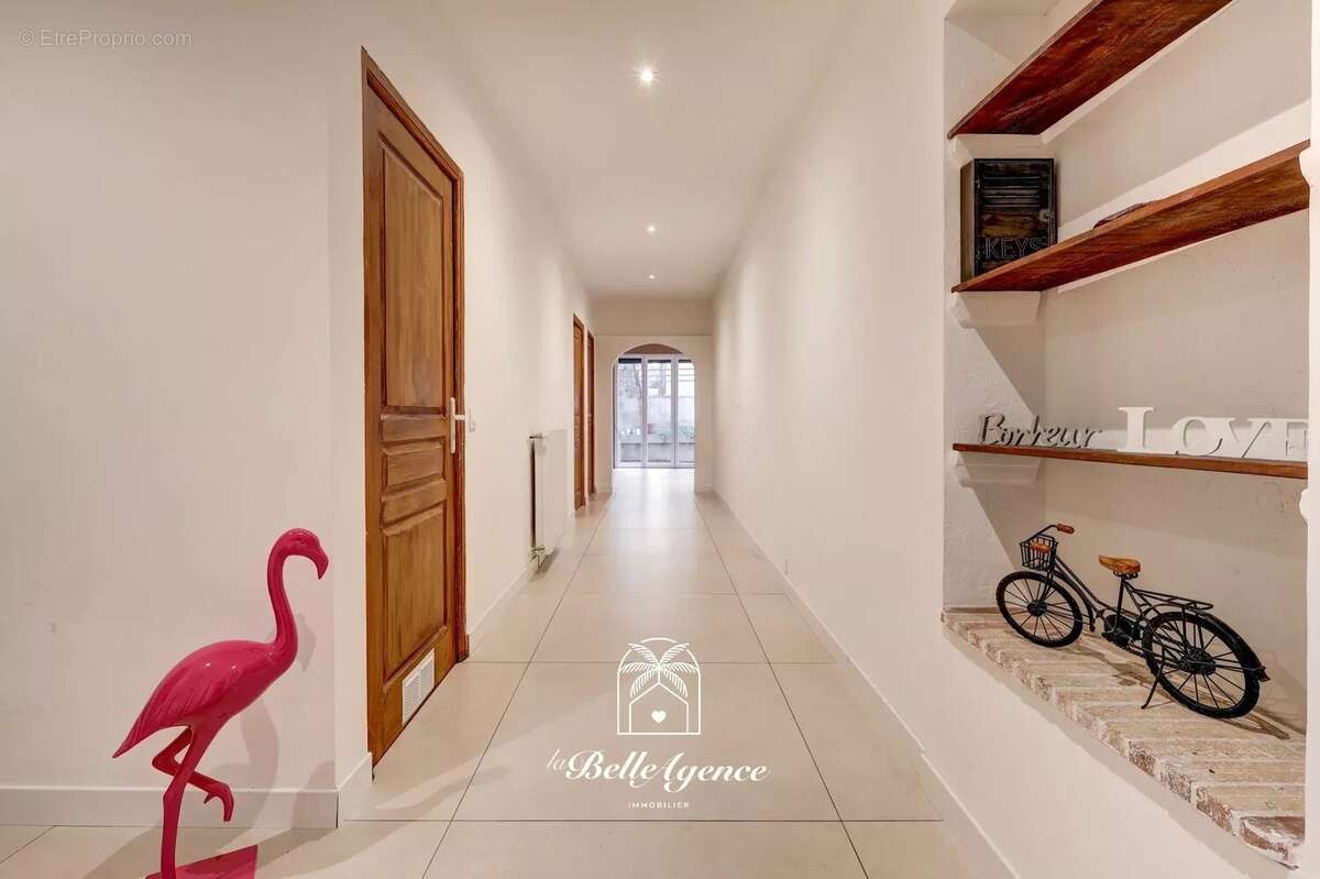 Appartement à L'ESCARENE
