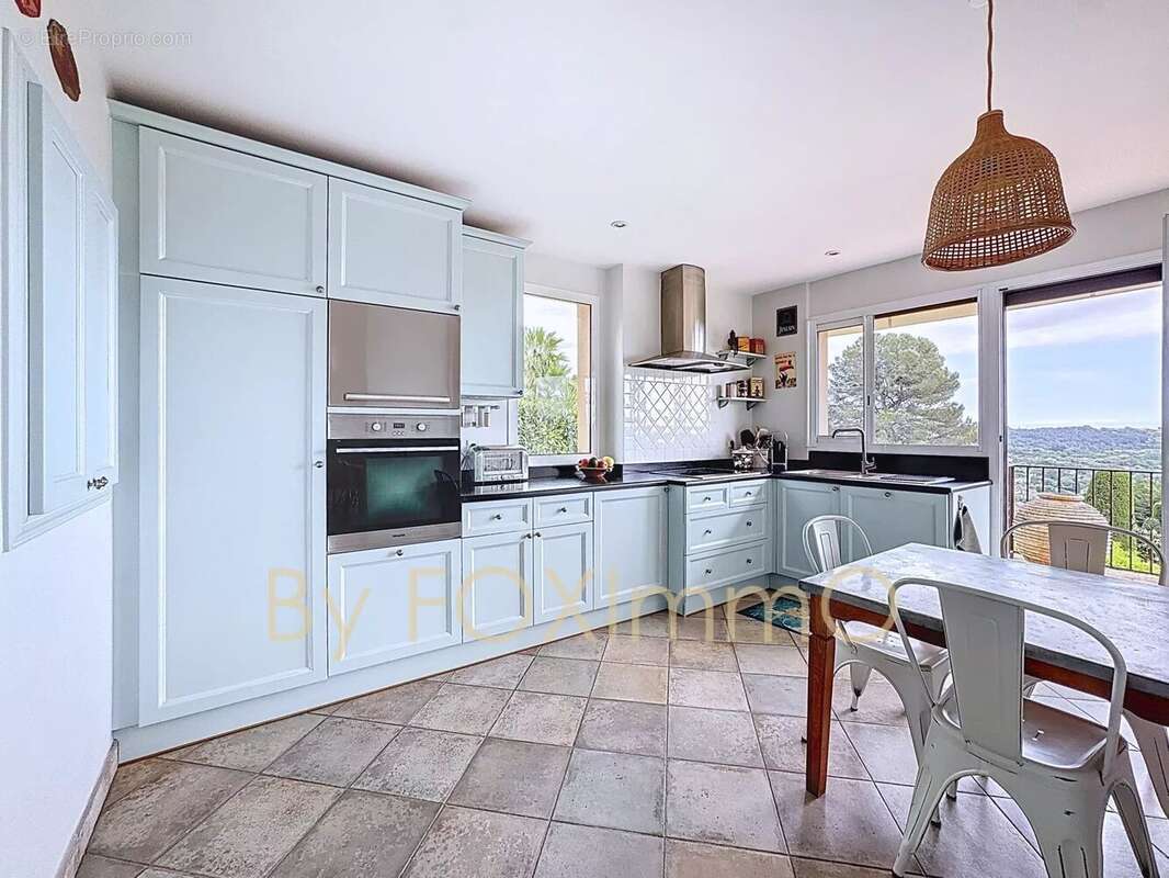 Maison à LA COLLE-SUR-LOUP