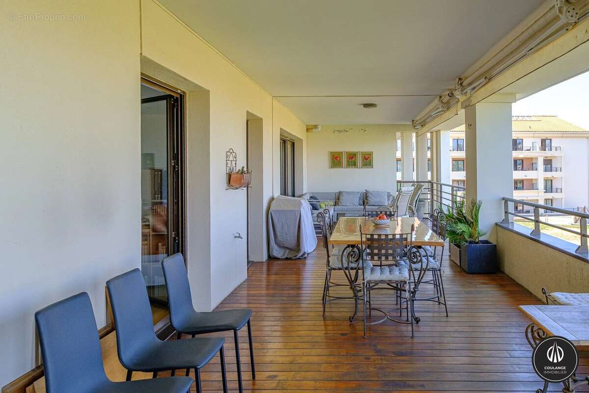 Appartement à MARSEILLE-8E