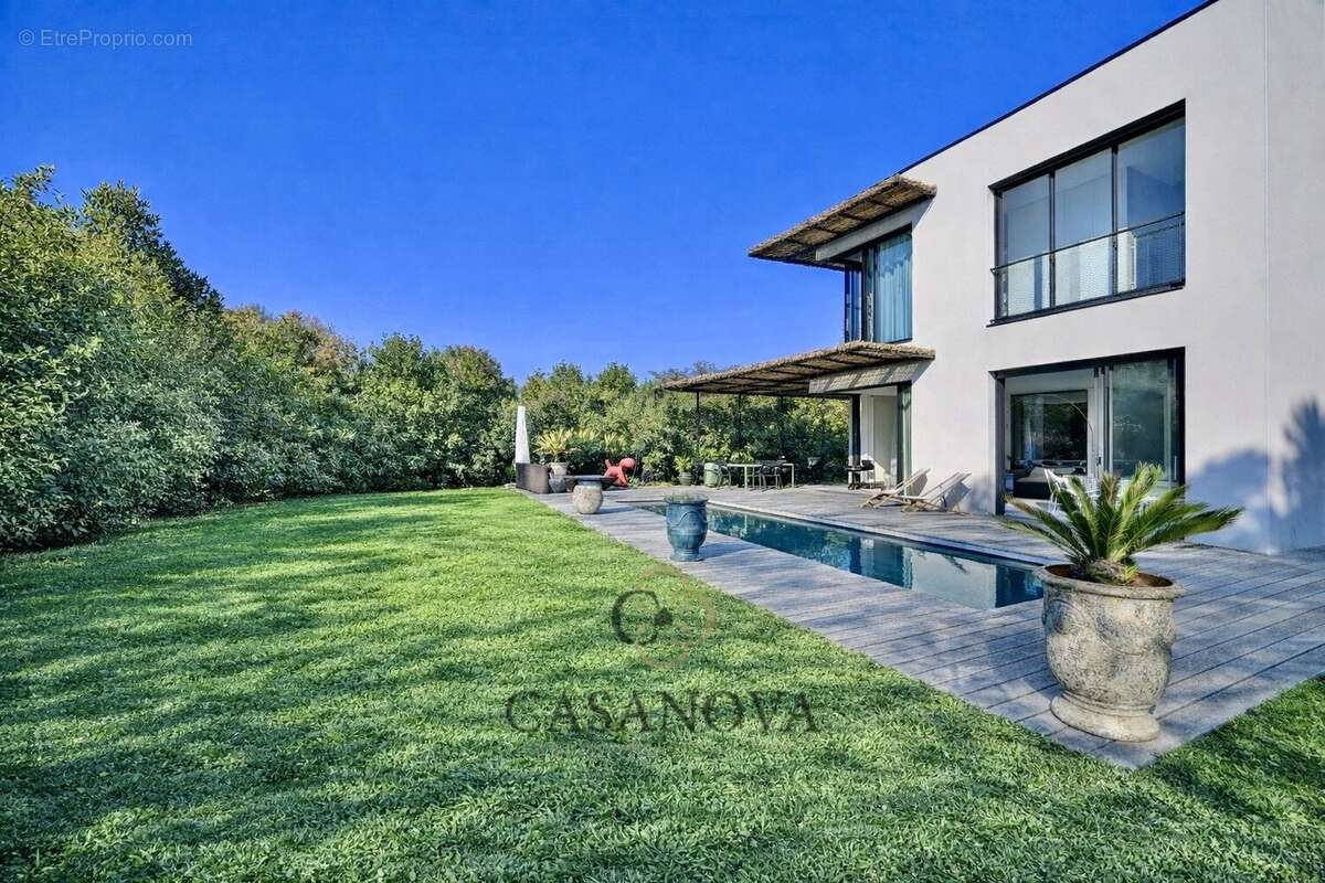 Maison à CASTELNAU-LE-LEZ