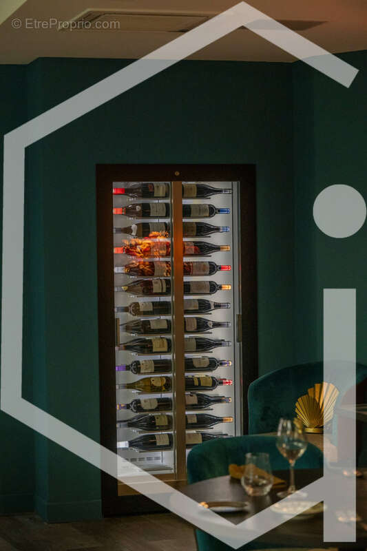 Commerce à SAINT-SATUR