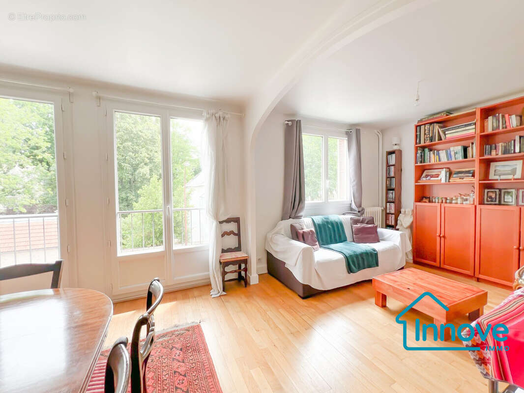 Appartement à VERSAILLES