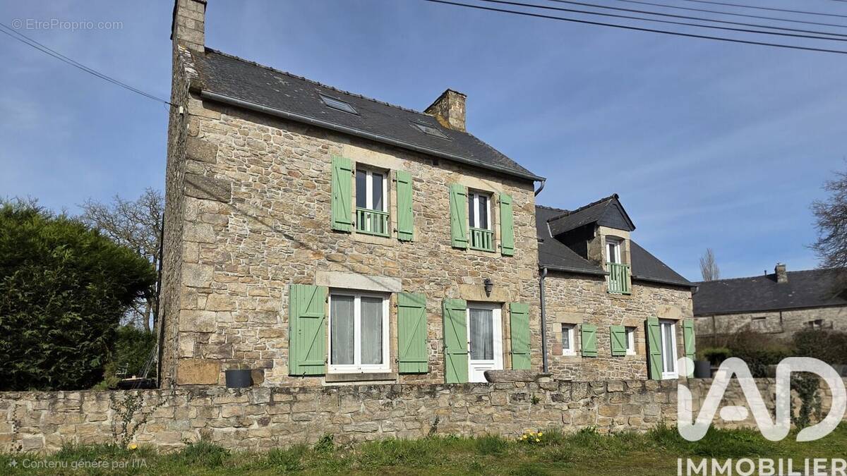 Photo 1 - Maison à PLELAN-LE-PETIT
