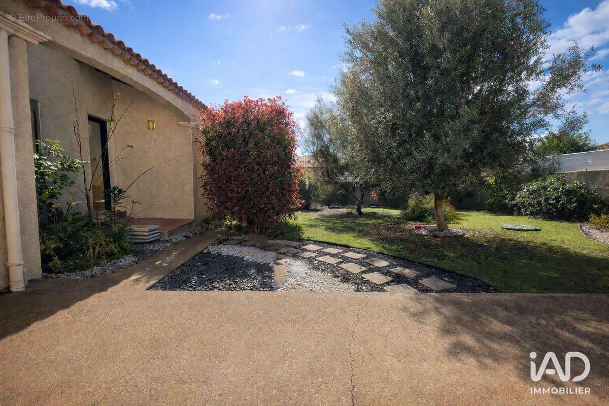 Photo 2 - Maison à SERVIAN