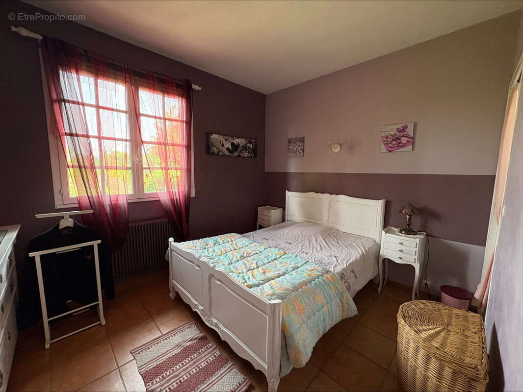Ully Saint Georges maison de 285m2 - photo 13