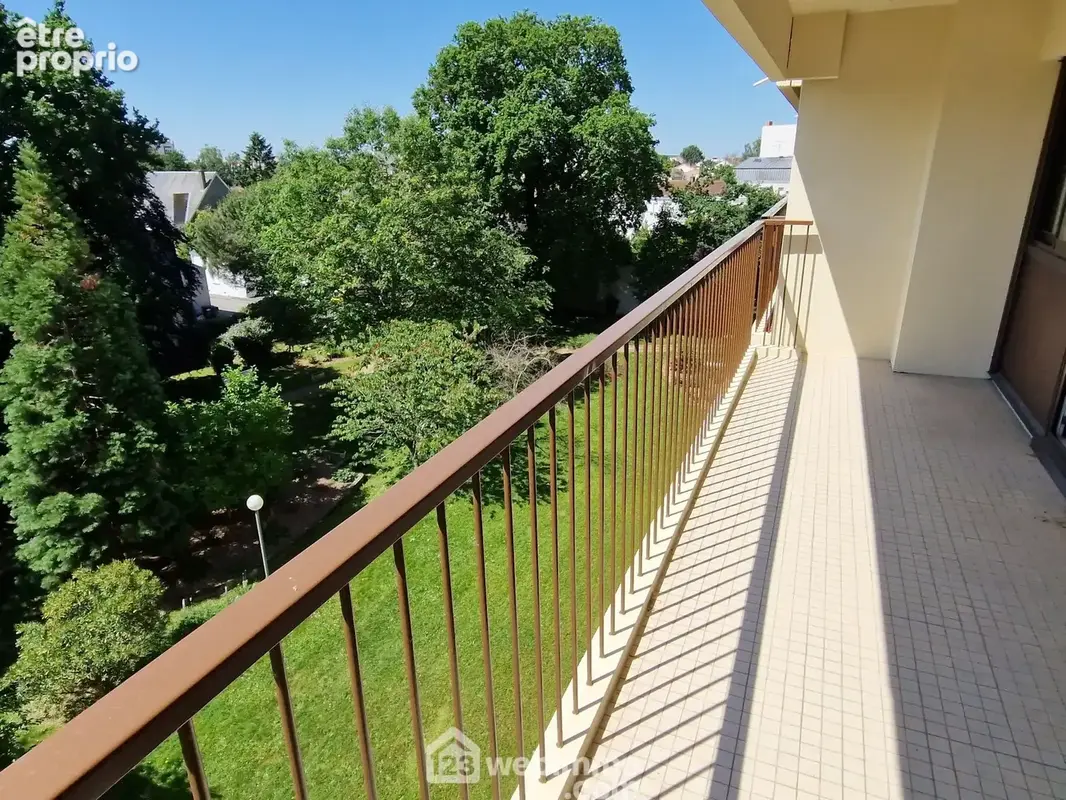 Appartement 4 pièces 96 m² à vendre à La Roche-Sur-Yon (85000) - photo 16