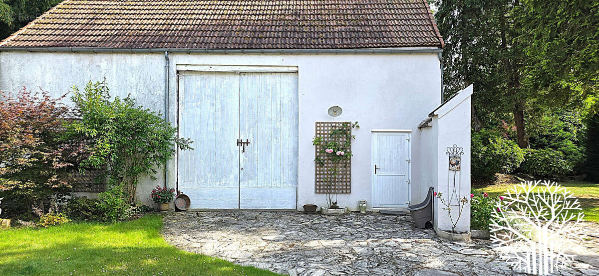 Maison à GIRONVILLE-SUR-ESSONNE