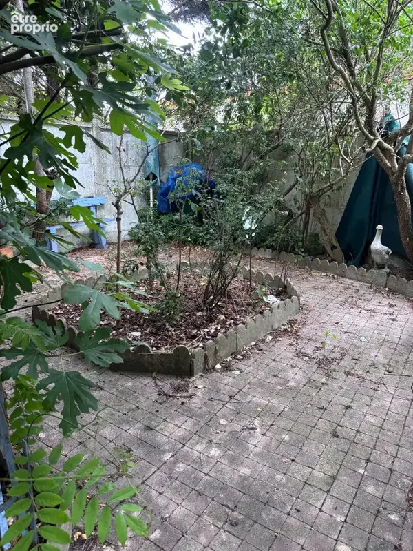 Exclusivité Guy Hoquet : Maison de ville avec extérieur et box à Montreuil - photo 2
