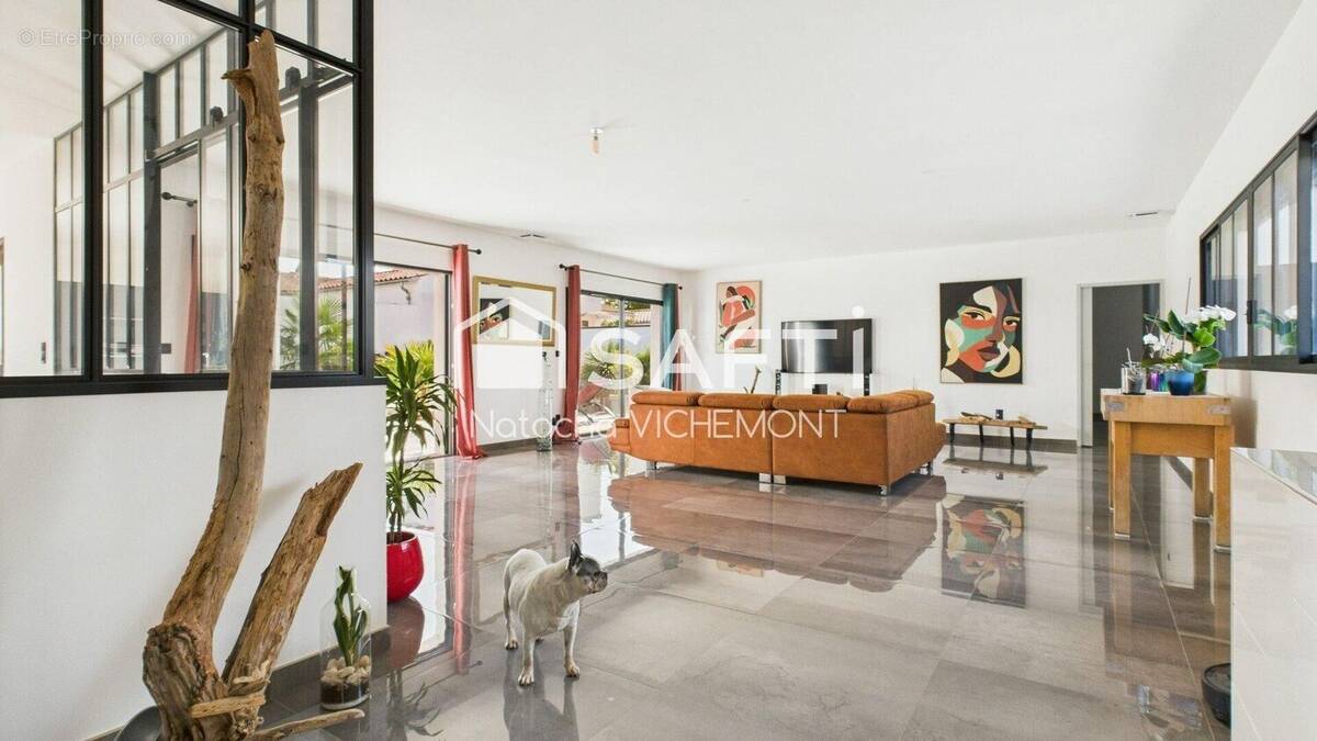 Photo 1 - Maison à ANGOULINS