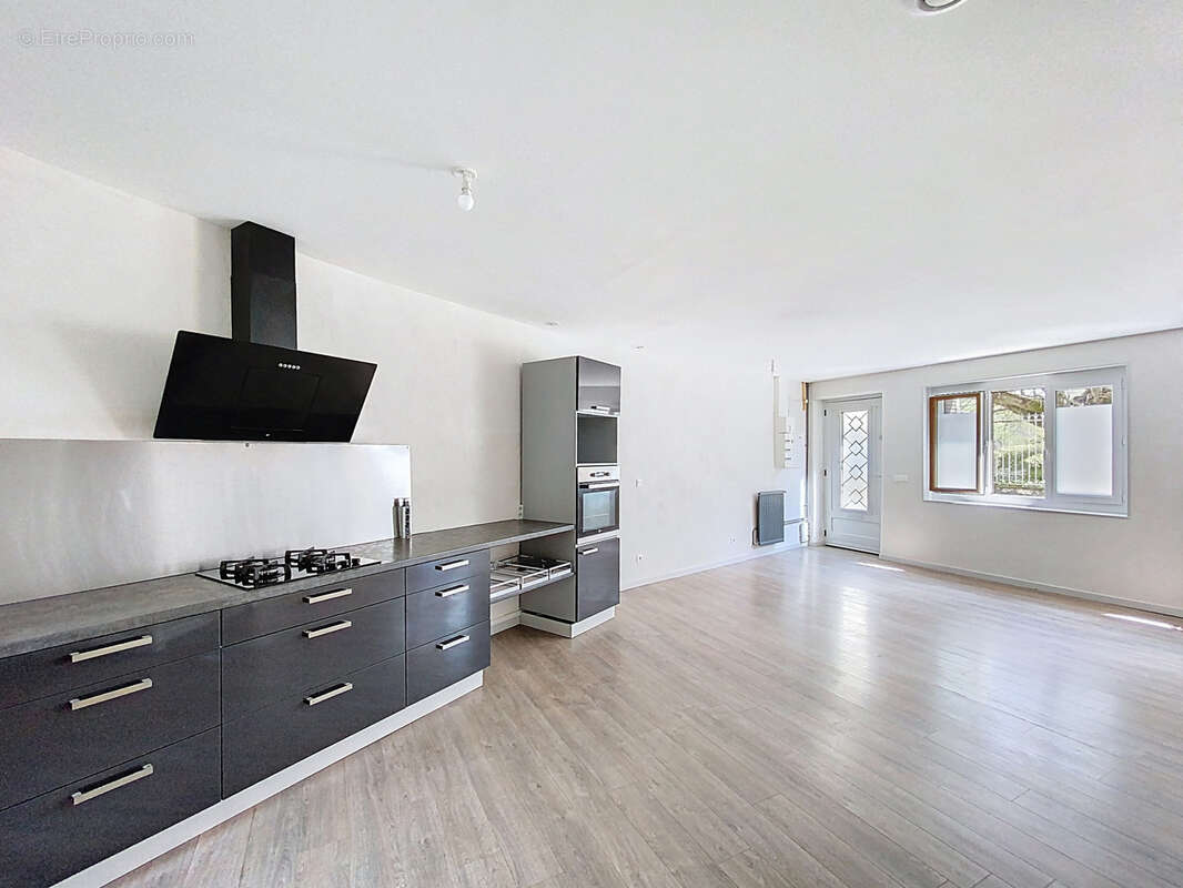 Appartement à ROUSSILLON