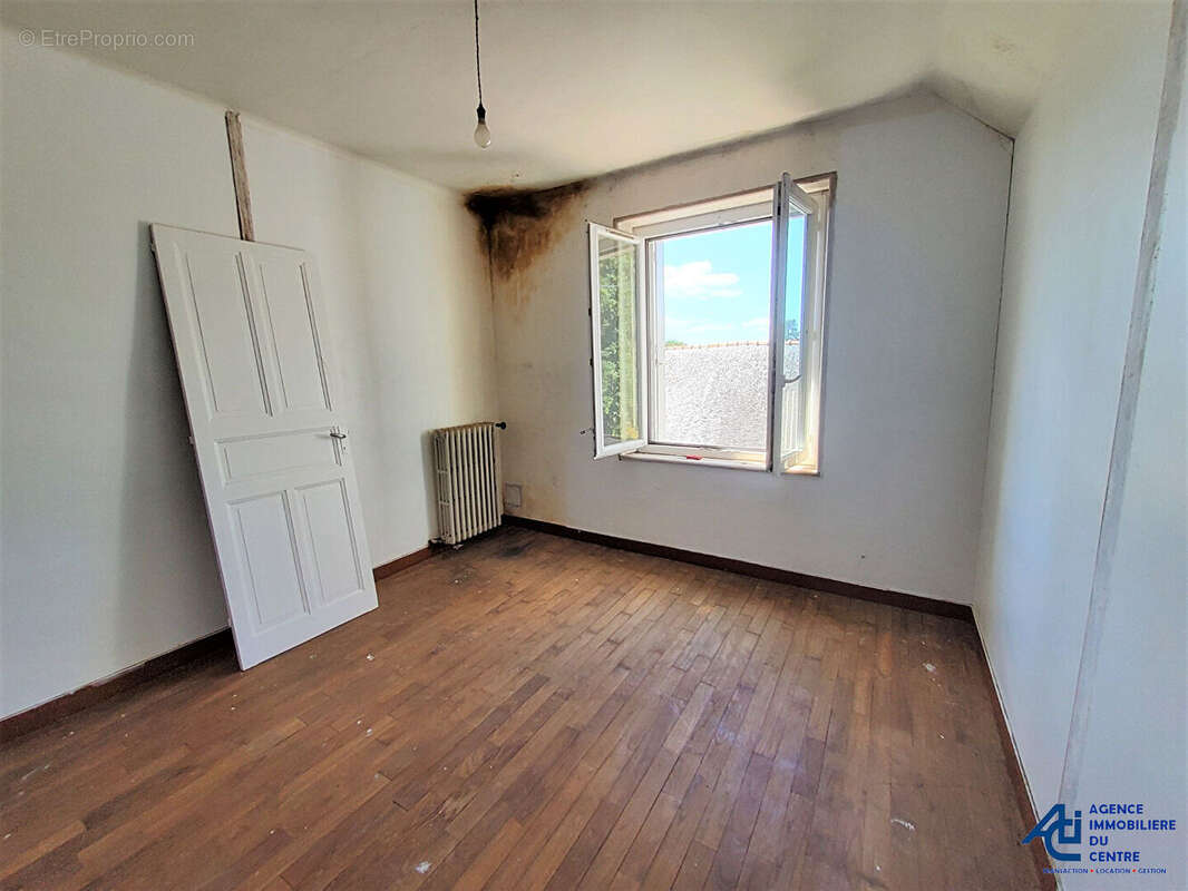 Maison à SAINT-GERAND