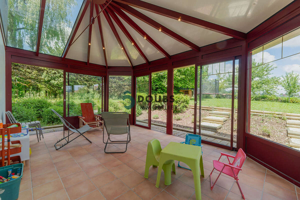 Maison à ORCHAMPS-VENNES