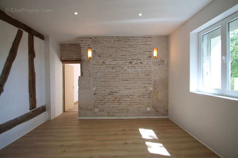 Maison à LE MAS-D'AGENAIS