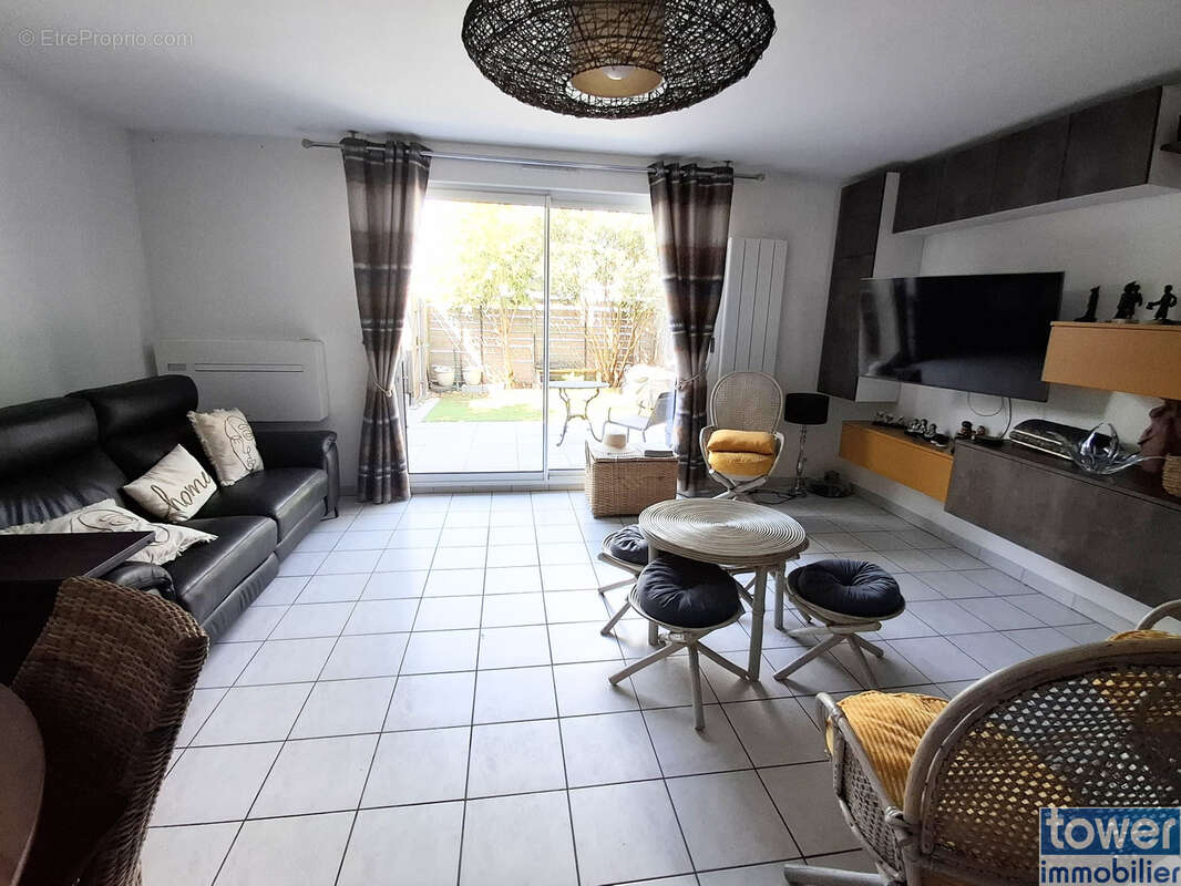 Maison à VILLENAVE-D'ORNON