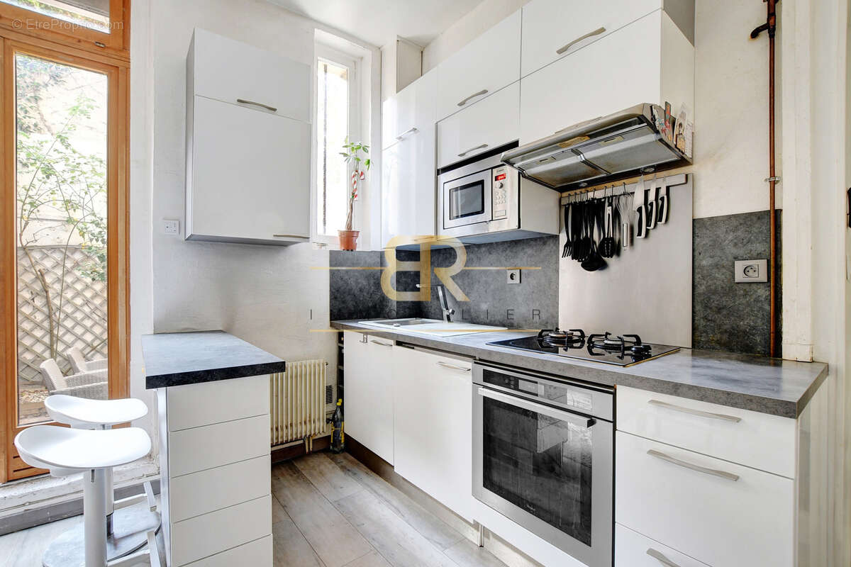 Appartement à PARIS-12E