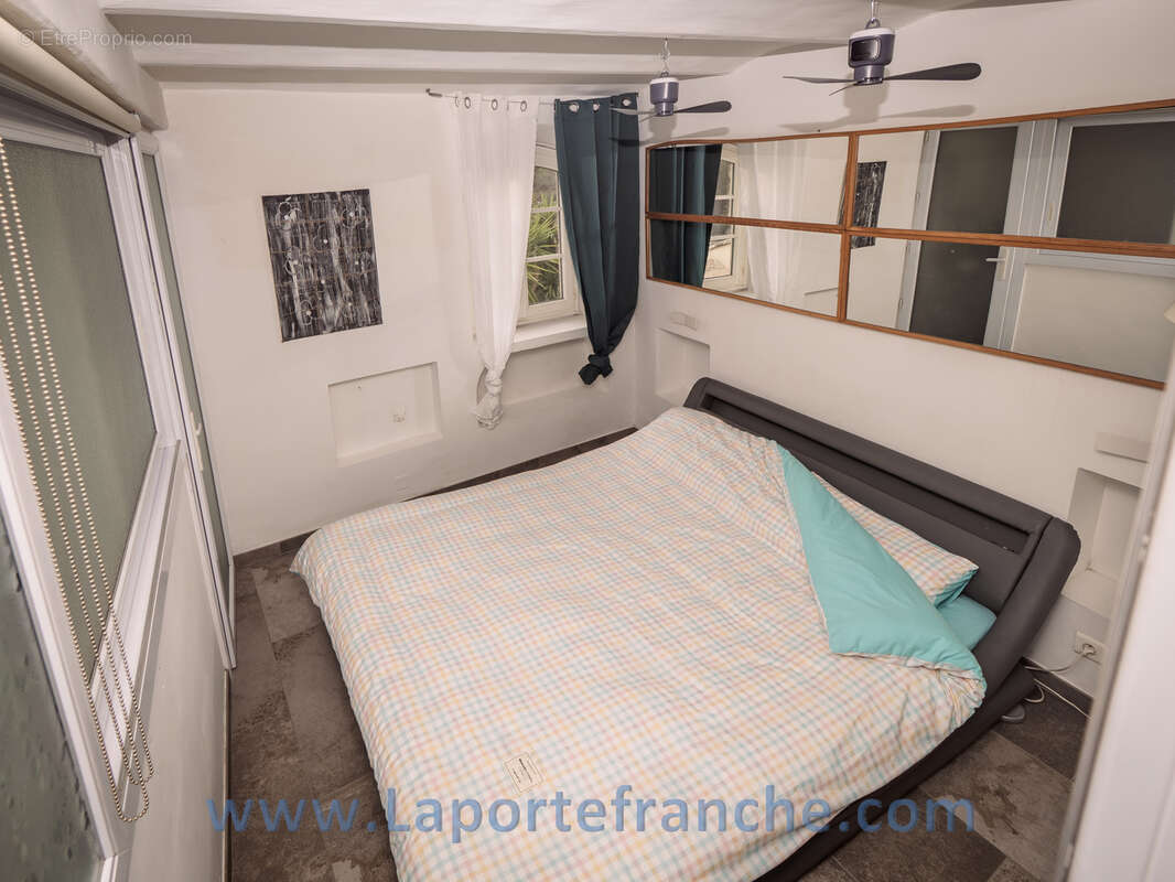 Haut de Cagnes 3 Pièces duplex 70 m2 - photo 9