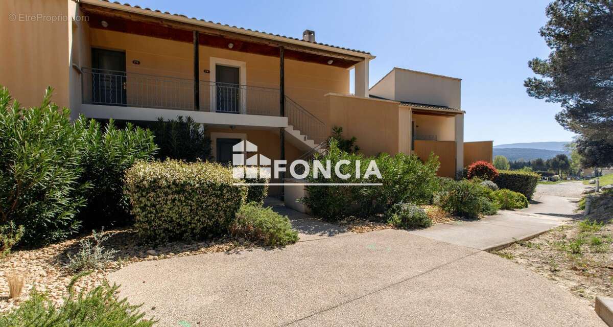 Appartement à SAUMANE-DE-VAUCLUSE