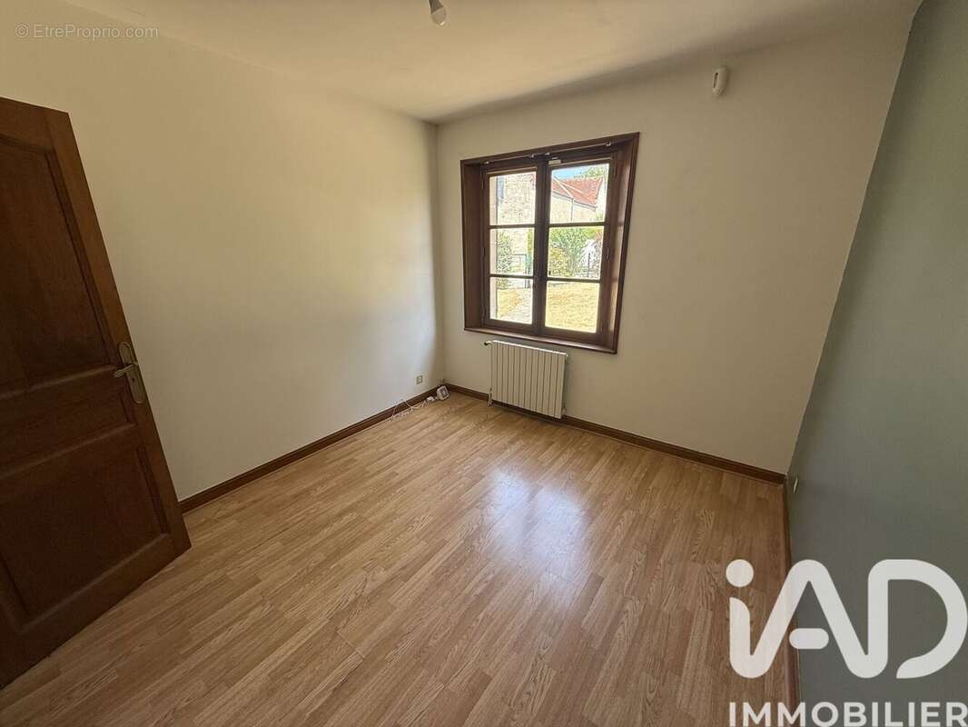 Maison 106 m² à Lachelle  - photo 8