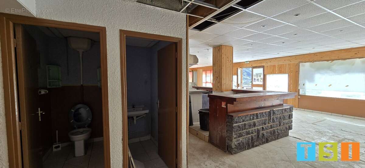 Commerce à GOUAUX-DE-LARBOUST