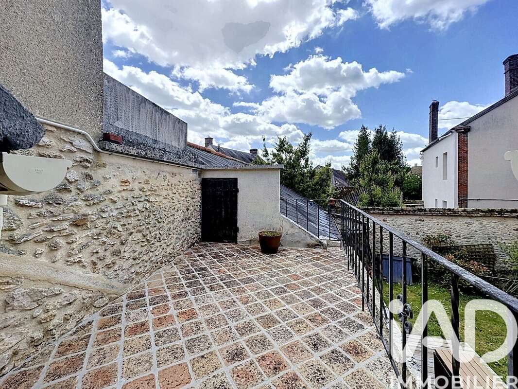 Maison 90 m² à Mondonville-Saint-Jean  - photo 9