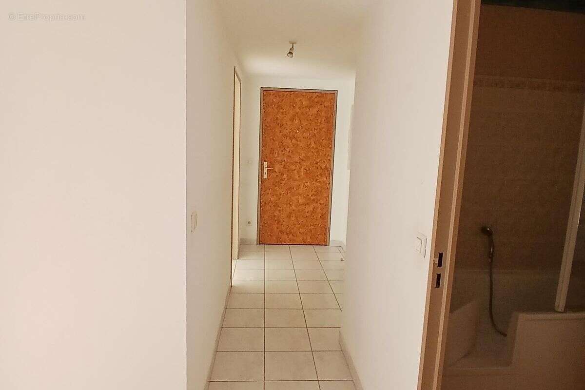 Appartement à MARSEILLE-9E