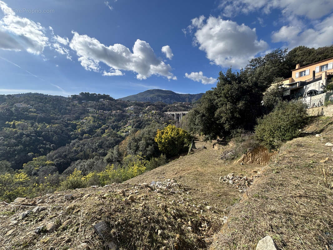 Terrain constructible avec permis accordé à Sainte-Agnès - photo 6
