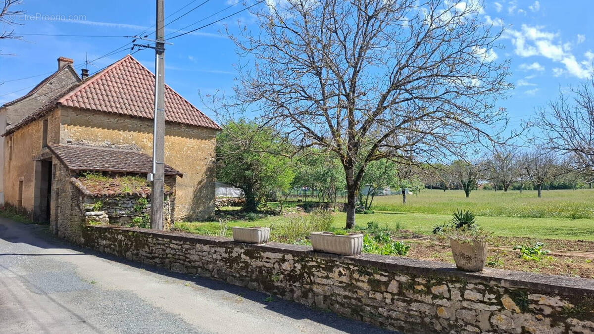 Maison à EXCIDEUIL