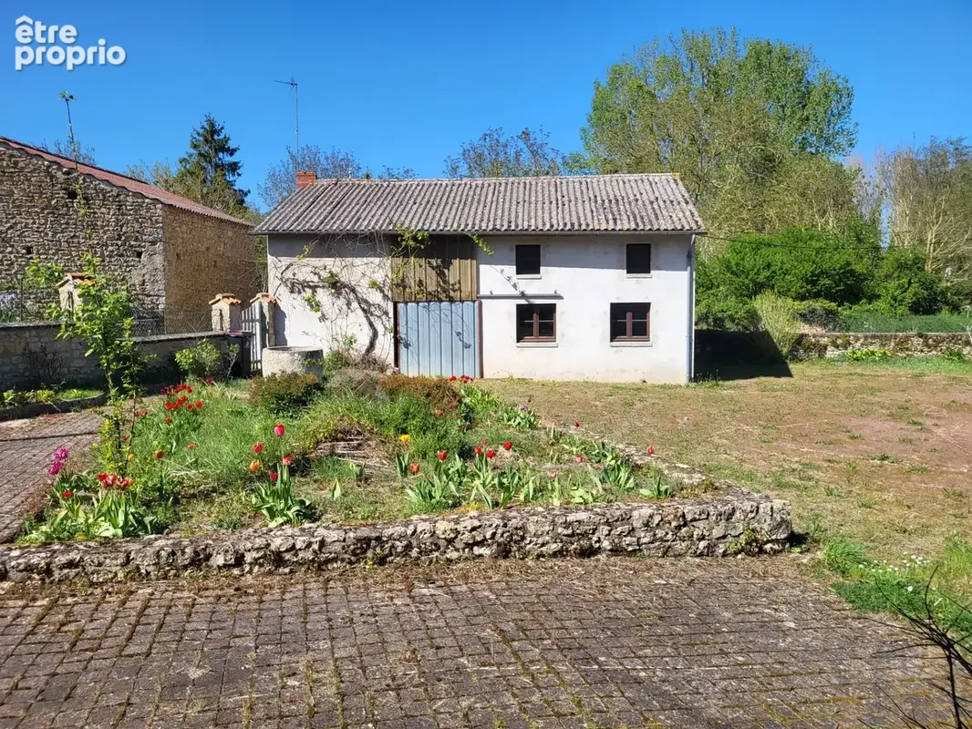 Maison à vendre 6 pièces MONCONTOUR (86) terrain 1824 m² - photo 10