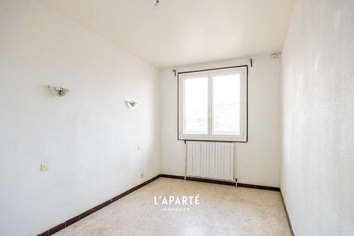 Appartement à MARSEILLE-14E