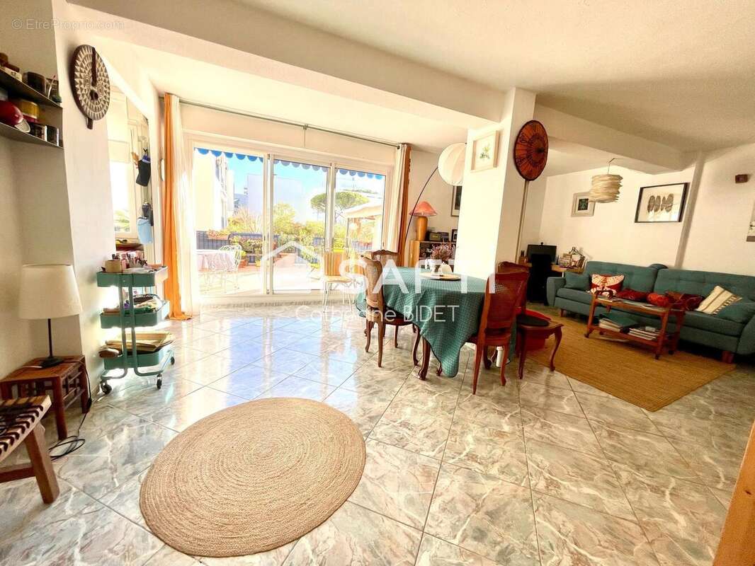 Photo 3 - Appartement à LA GRANDE-MOTTE