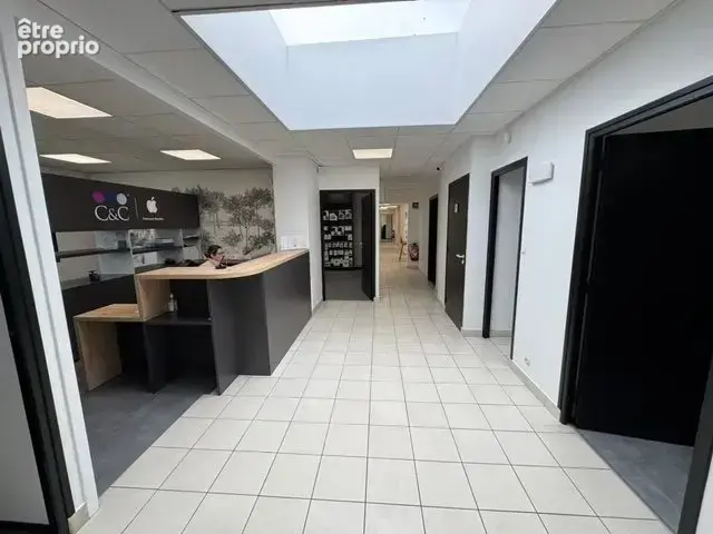 Commerce 370 m² à Lannion  - photo 2