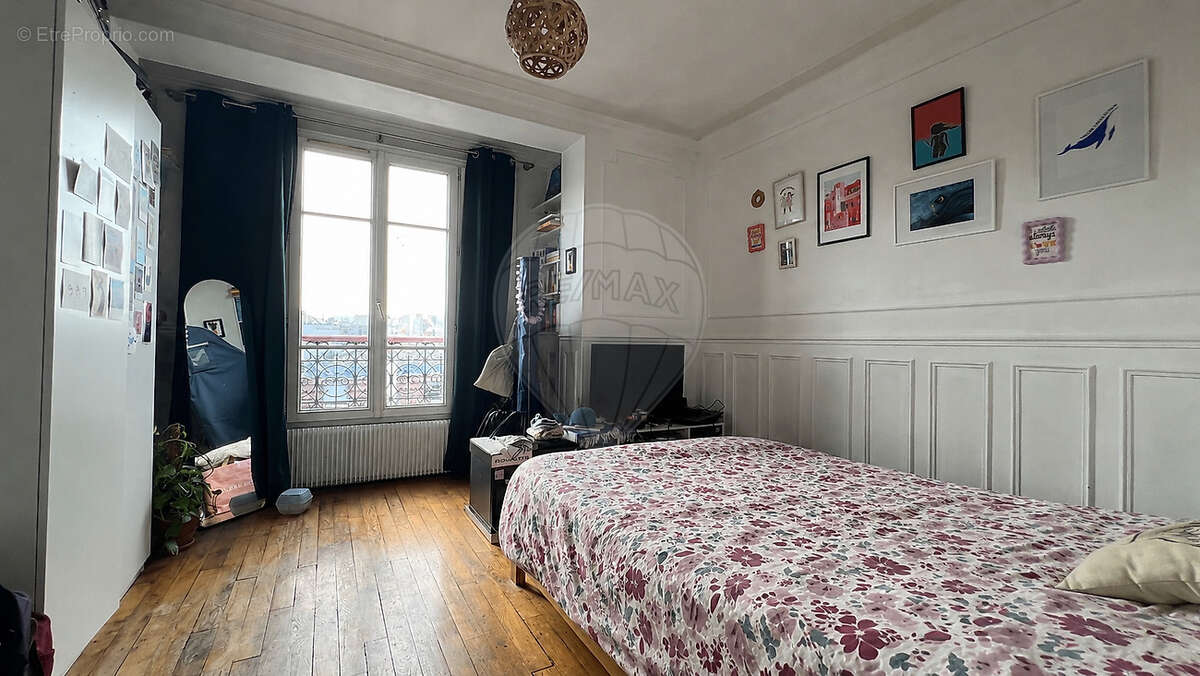 Appartement à PARIS-11E