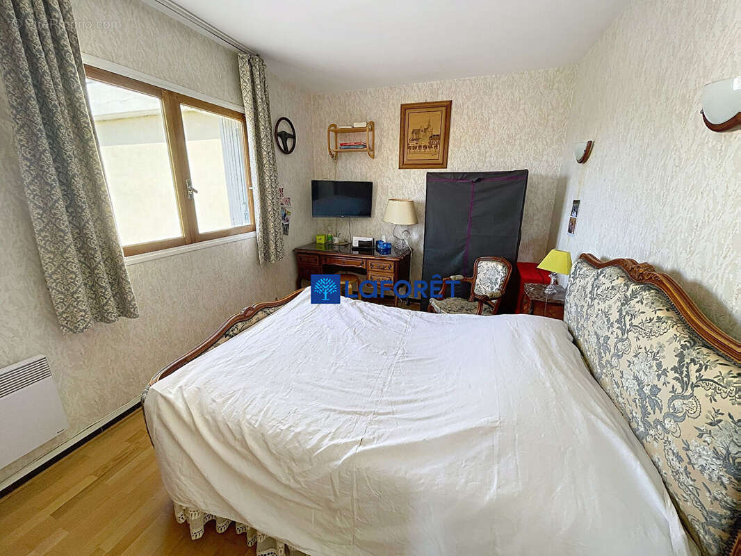 Appartement à CARQUEIRANNE