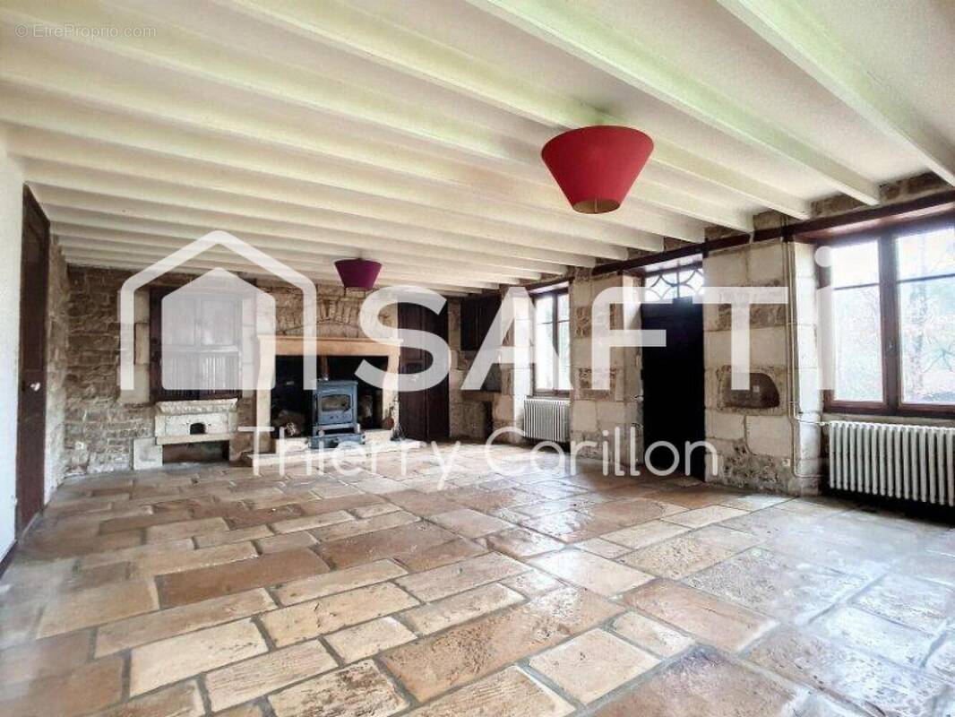 Photo 1 - Maison à AZAY-LE-BRULE