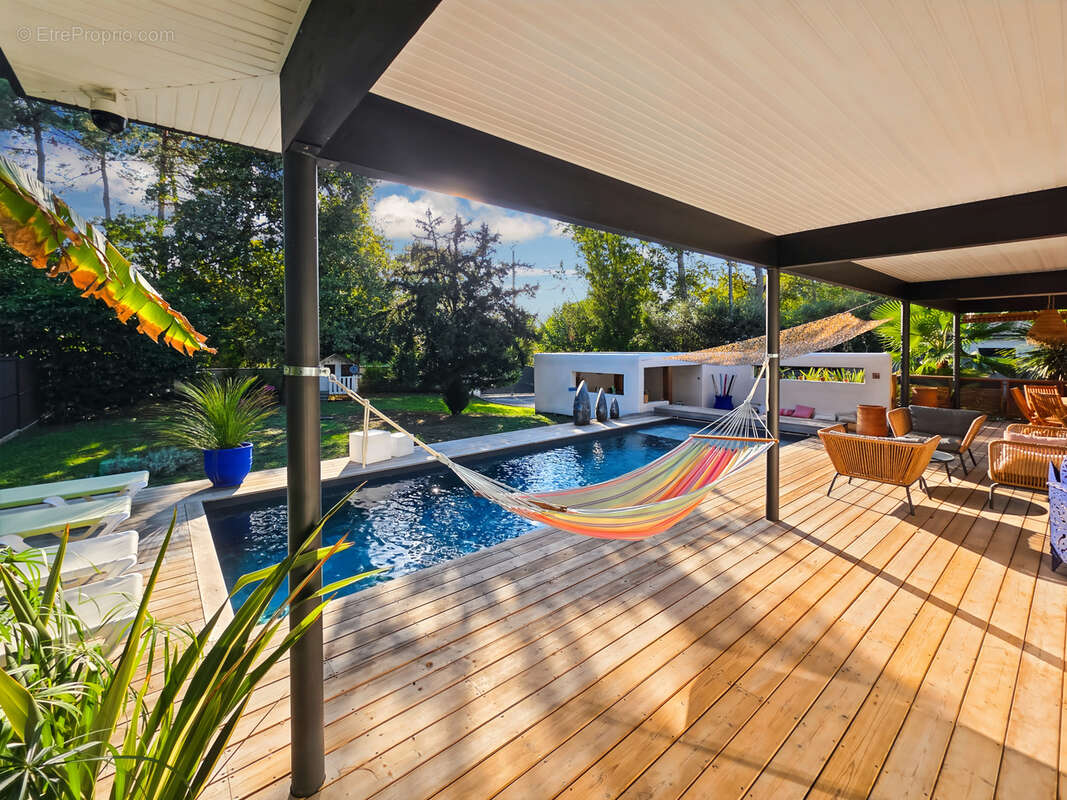 Villa contemporaine avec 5 chambres et piscine. - photo 2