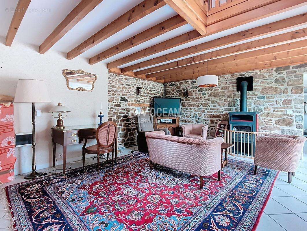 Maison à PLOUGASNOU