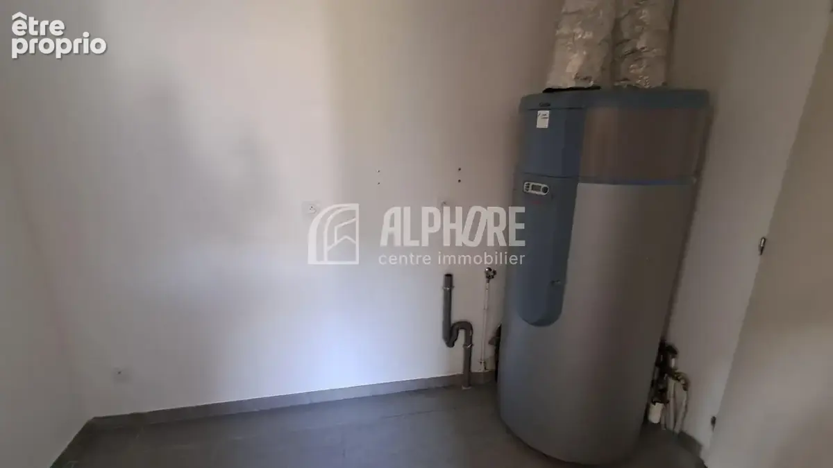 Maison Saint Lyphard , Plain Pied , 3 chambres + garage / Normes RT 2012 - photo 11