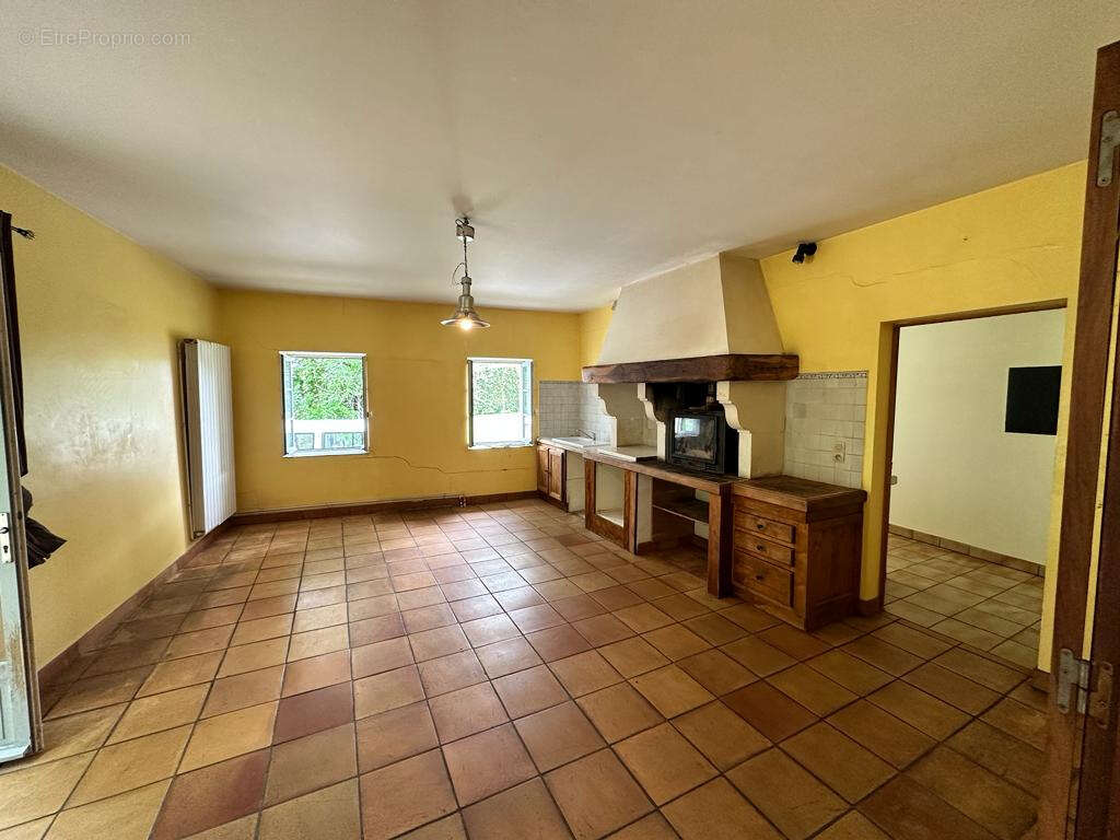 Maison à SAINT-DIZANT-DU-BOIS